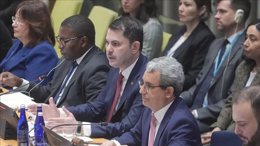 Le ministre Kurum : « Les mesures prises aujourd'hui par la Turquie en matière de zéro déchet et de lutte contre la crise climatique façonneront le monde de demain »
